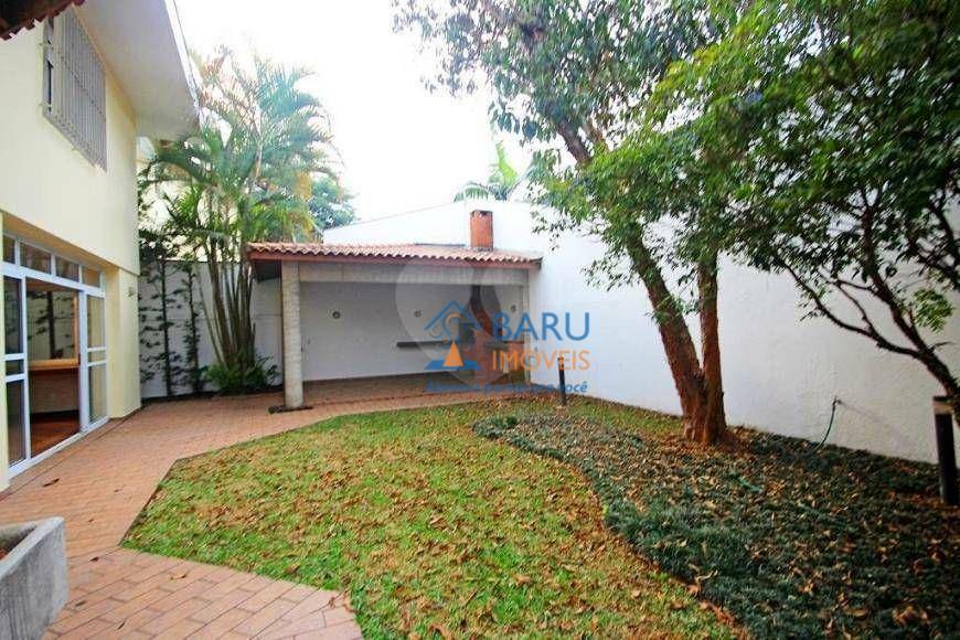 Sobrado para alugar com 3 quartos, 320m² - Foto 1