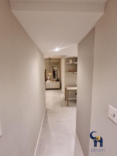 Apartamento à venda com 3 quartos, 250m² - Foto 17