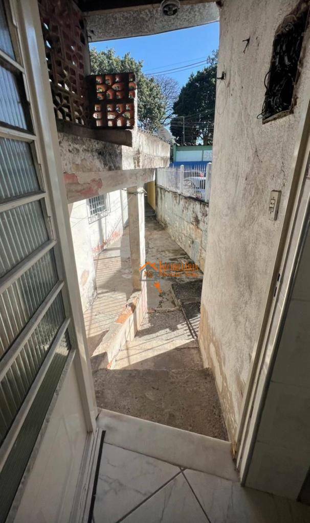 Sobrado à venda com 3 quartos, 120M2 - Foto 11