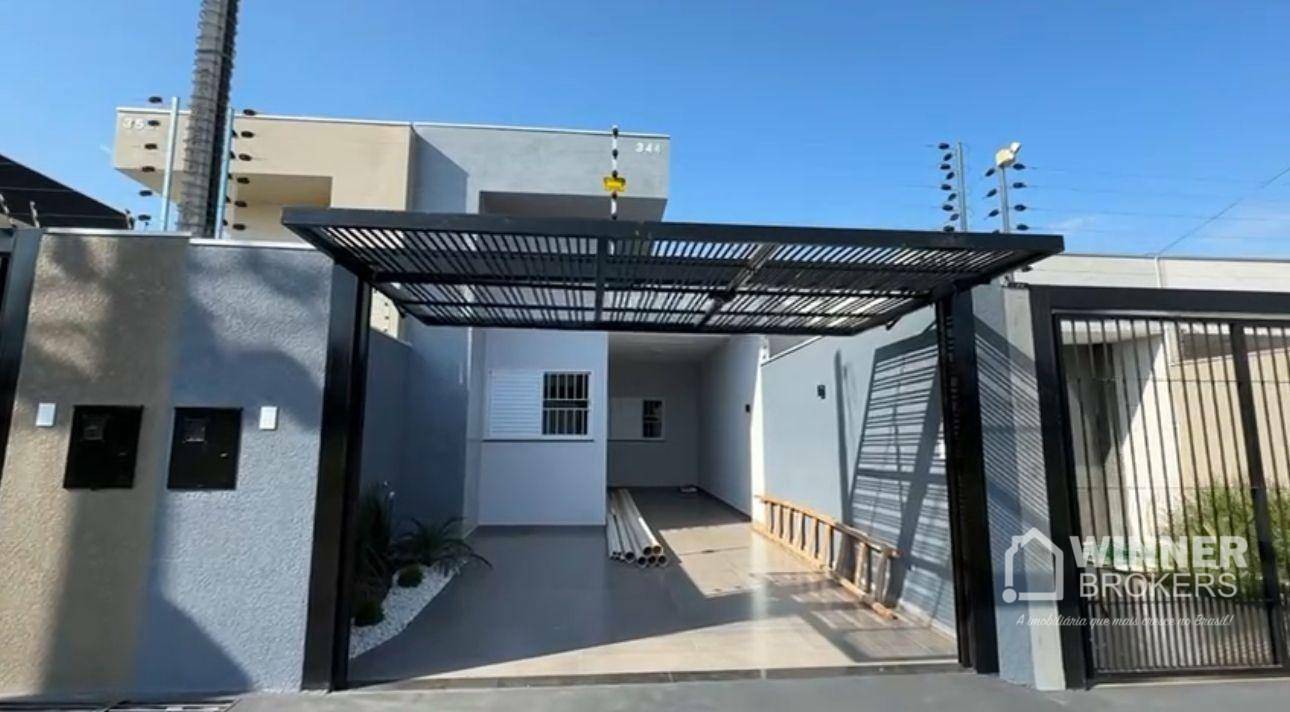 Casa à venda com 3 quartos, 75m² - Foto 1