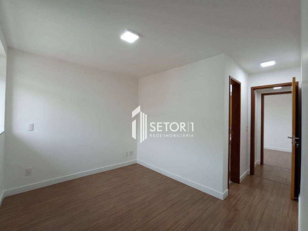 Apartamento para alugar com 2 quartos, 106m² - Foto 11