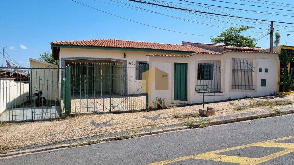 Casa, 3 quartos, 210 m² - Foto 1