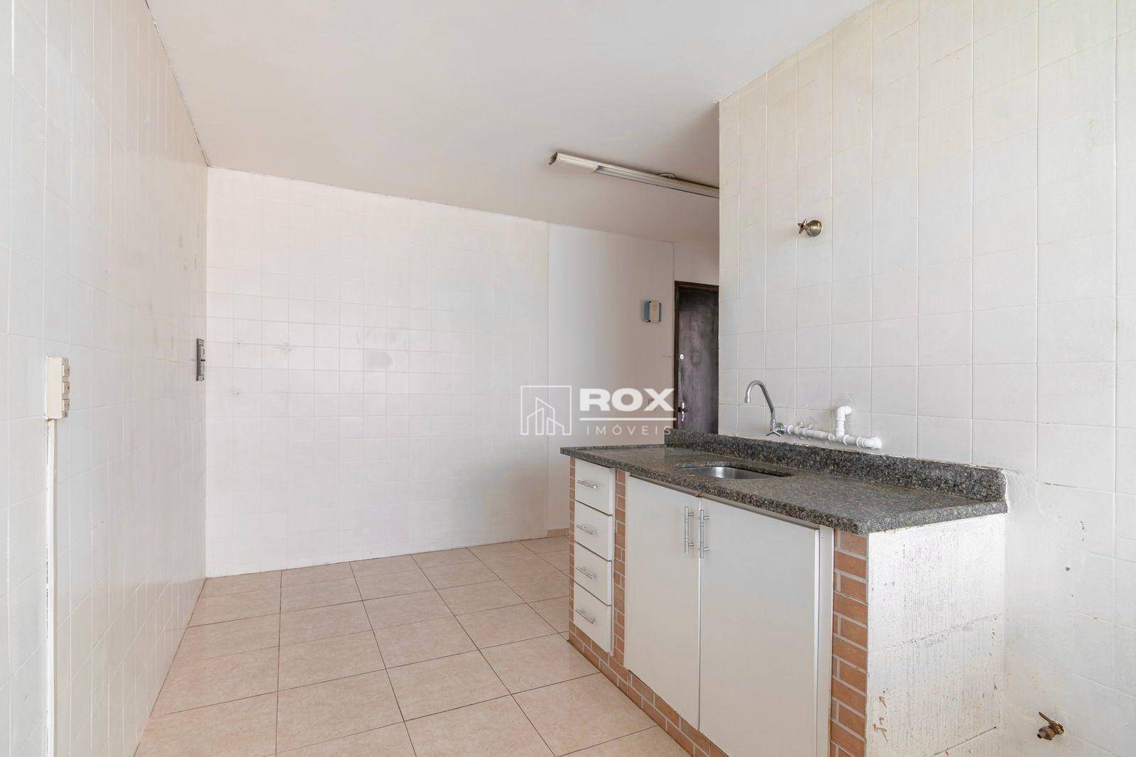 Apartamento à venda com 3 quartos, 115m² - Foto 5