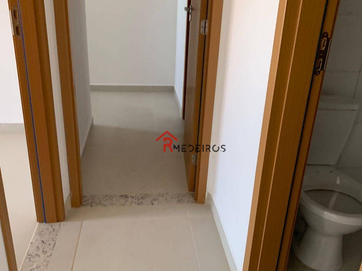 Apartamento à venda com 2 quartos, 70m² - Foto 18