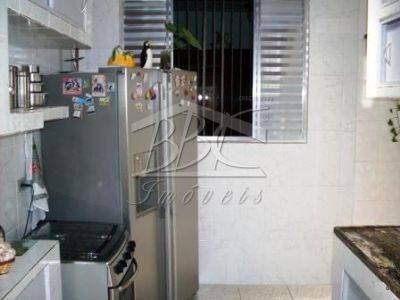 Casa à venda com 2 quartos, 83m² - Foto 8