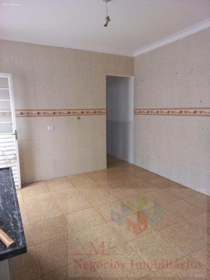 Casa à venda com 2 quartos, 100m² - Foto 6