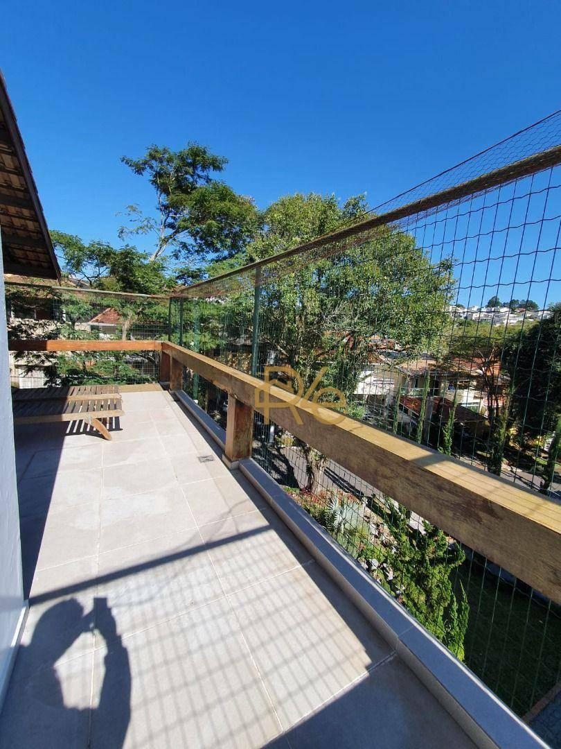 Casa de Condomínio à venda e aluguel com 4 quartos, 270m² - Foto 2