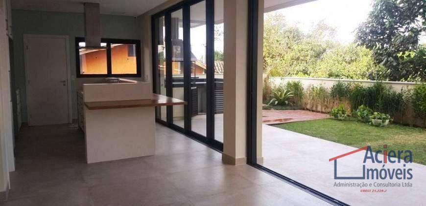 Casa para alugar com 4 quartos, 350m² - Foto 9