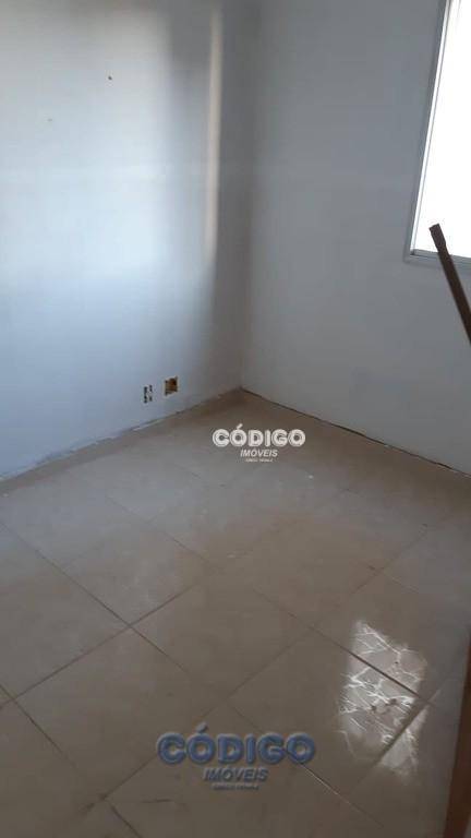 Apartamento à venda com 2 quartos, 58m² - Foto 7