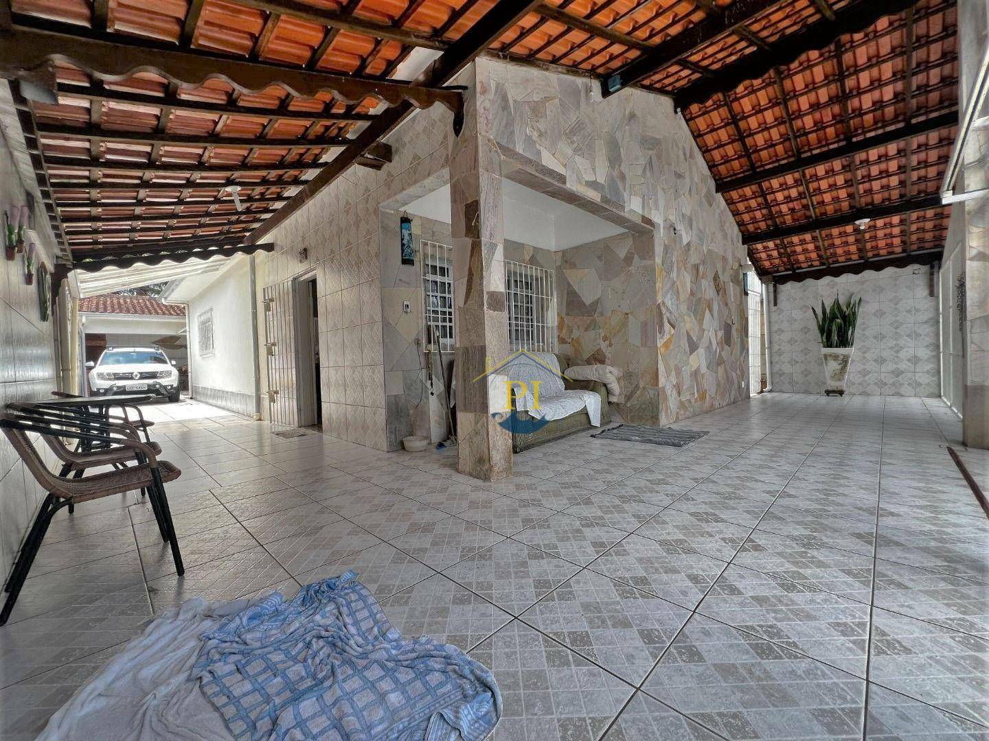 Casa à venda com 3 quartos, 100m² - Foto 1