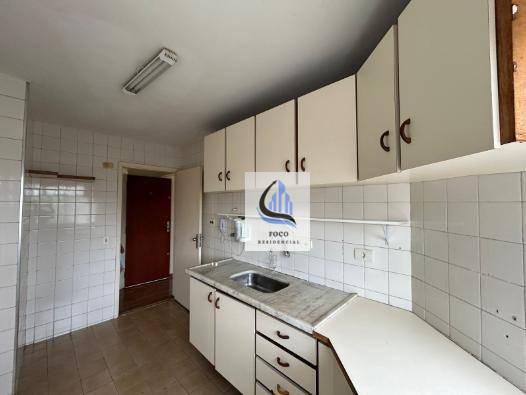 Apartamento à venda e aluguel com 2 quartos, 62m² - Foto 9