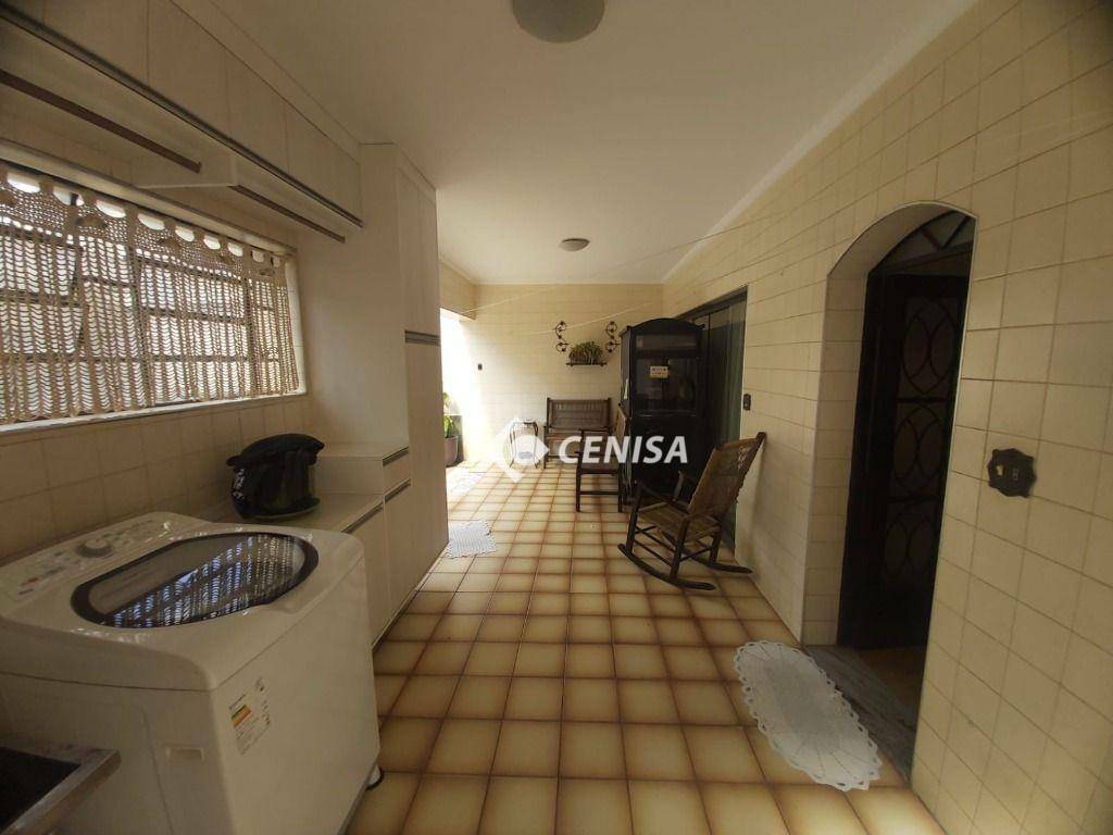 Casa à venda com 4 quartos, 290m² - Foto 17