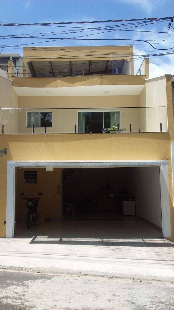 Casa à venda com 2 quartos, 242m² - Foto 1