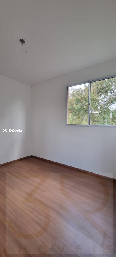 Apartamento para alugar com 2 quartos, 42m² - Foto 3