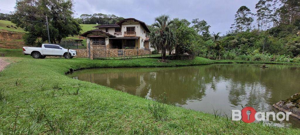 Sítio à venda com 4 quartos, 600m² - Foto 1