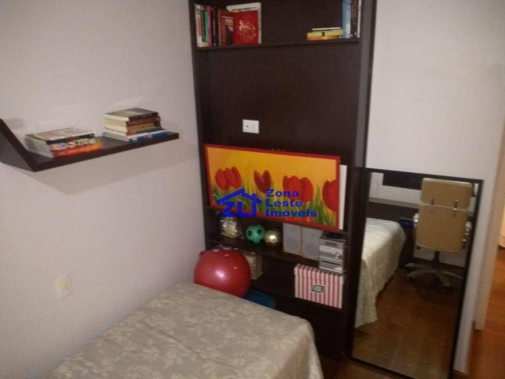 Apartamento à venda com 3 quartos, 121m² - Foto 4