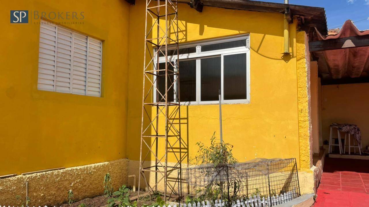 Casa à venda com 2 quartos, 144m² - Foto 2