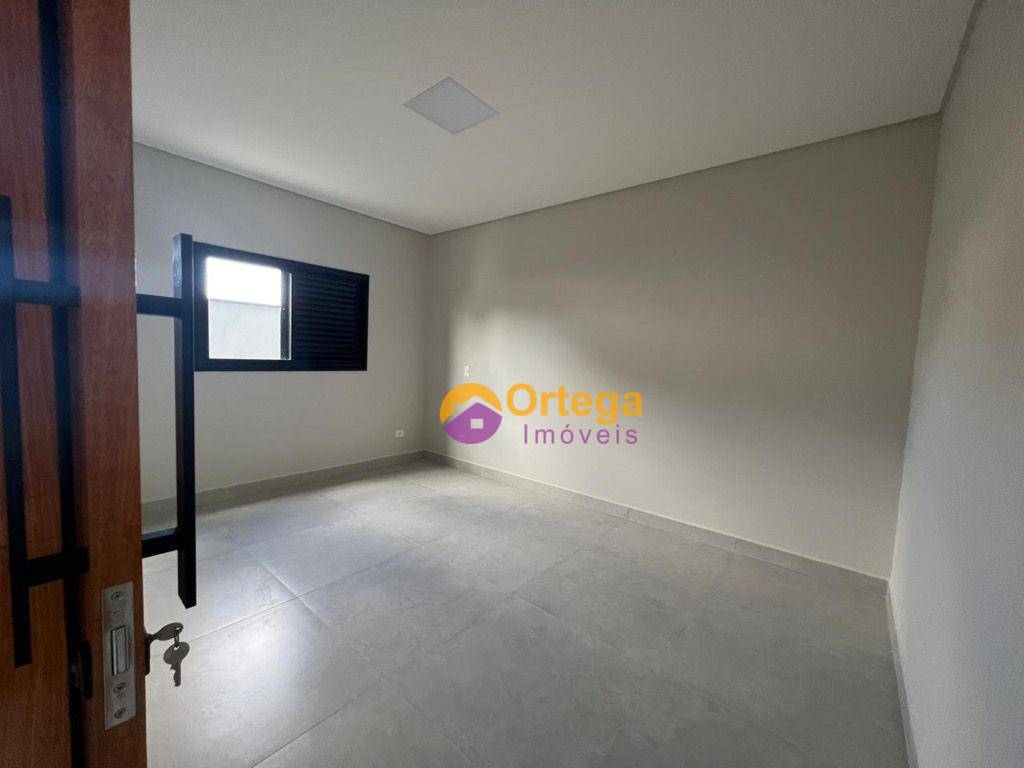 Sobrado à venda com 3 quartos, 230m² - Foto 13