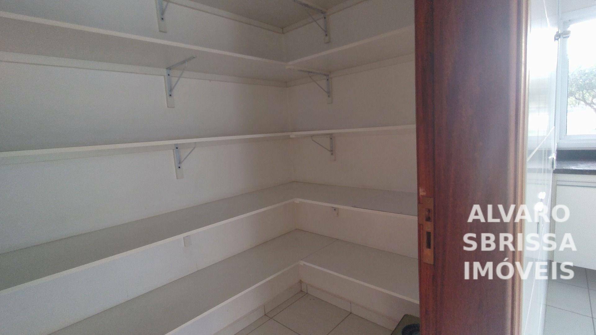 Casa de Condomínio à venda com 3 quartos, 202m² - Foto 25