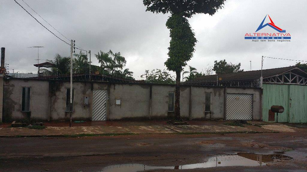 Casa à venda com 3 quartos, 200m² - Foto 3