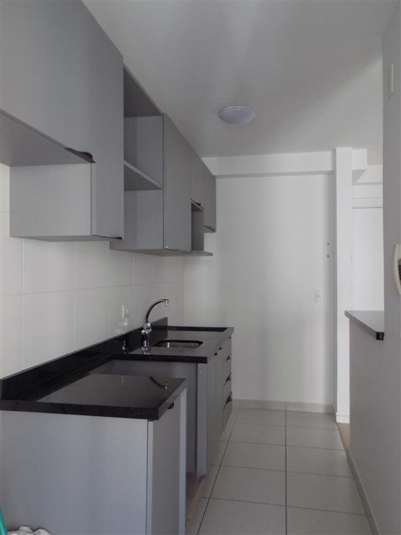 Apartamento à venda com 2 quartos, 51m² - Foto 8