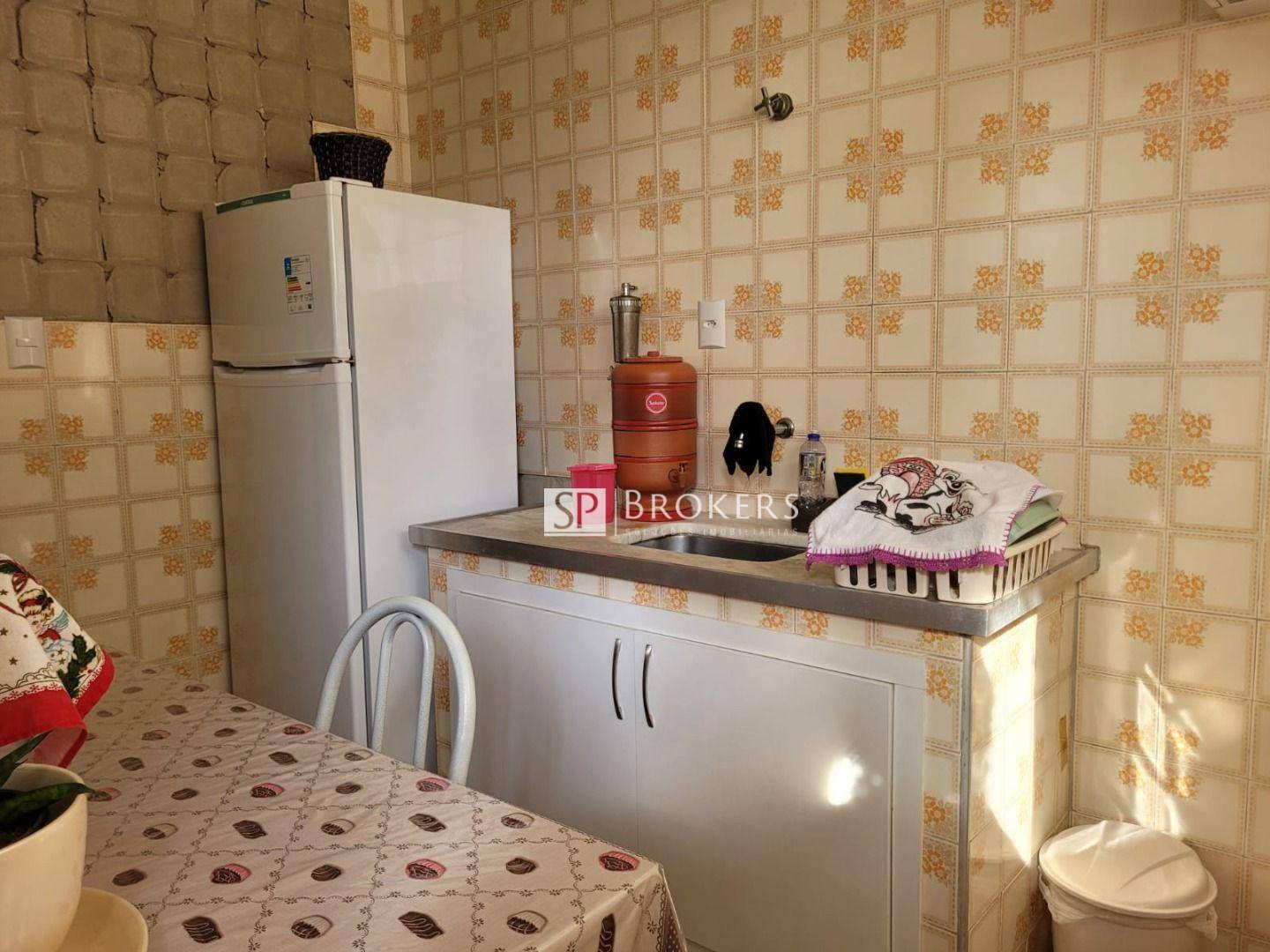 Apartamento à venda com 1 quarto, 60m² - Foto 13