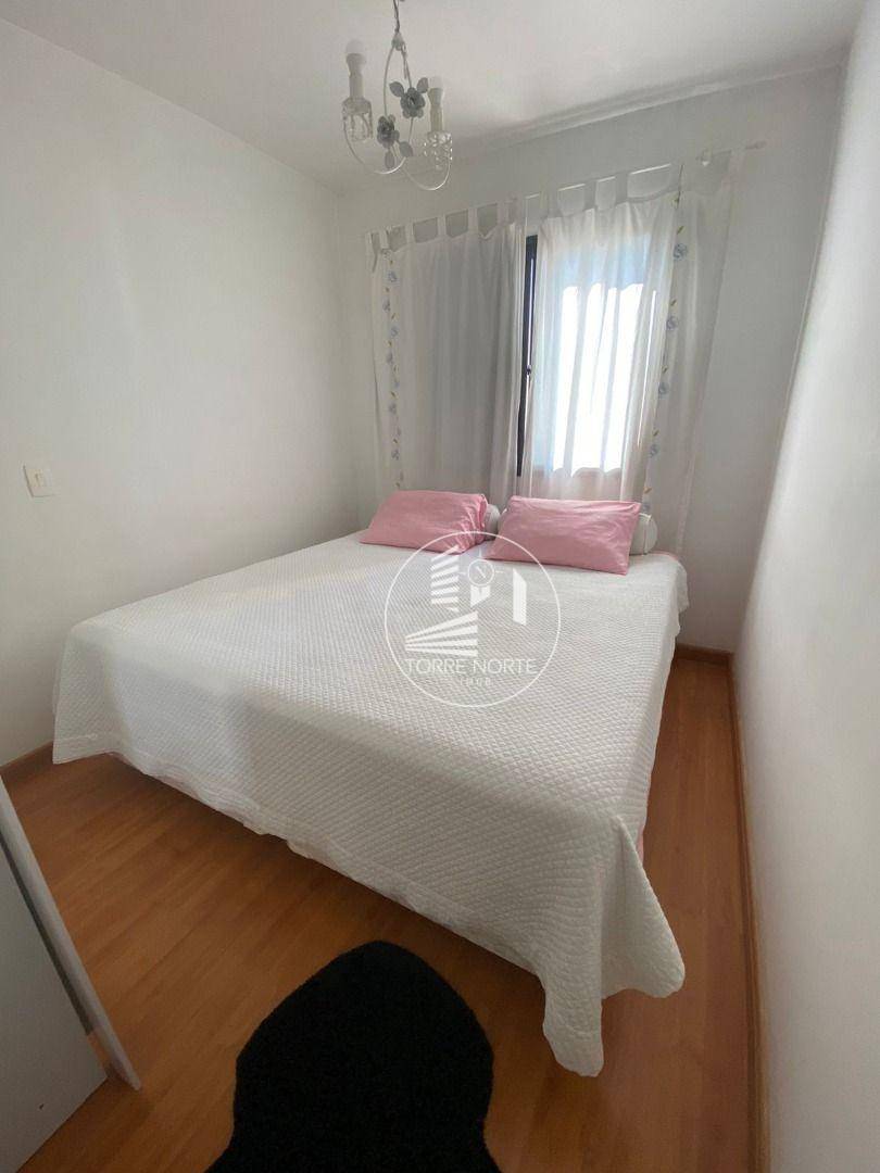 Apartamento à venda com 2 quartos, 70m² - Foto 11