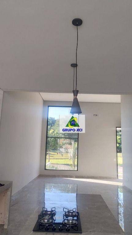 Casa de Condomínio à venda e aluguel com 3 quartos, 198m² - Foto 33