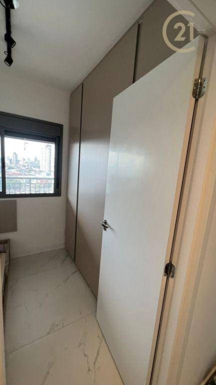 Apartamento à venda com 2 quartos, 67m² - Foto 18