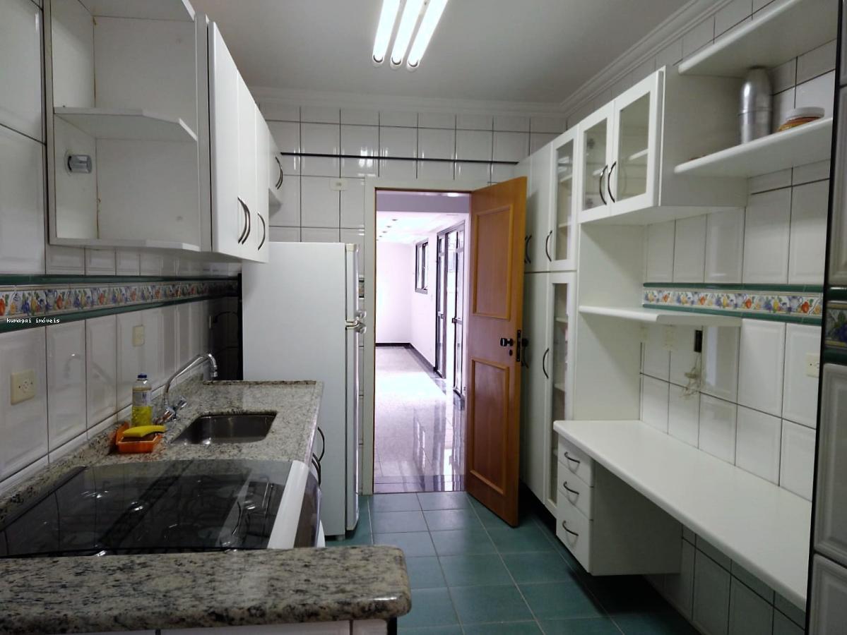 Apartamento à venda com 3 quartos, 249m² - Foto 8