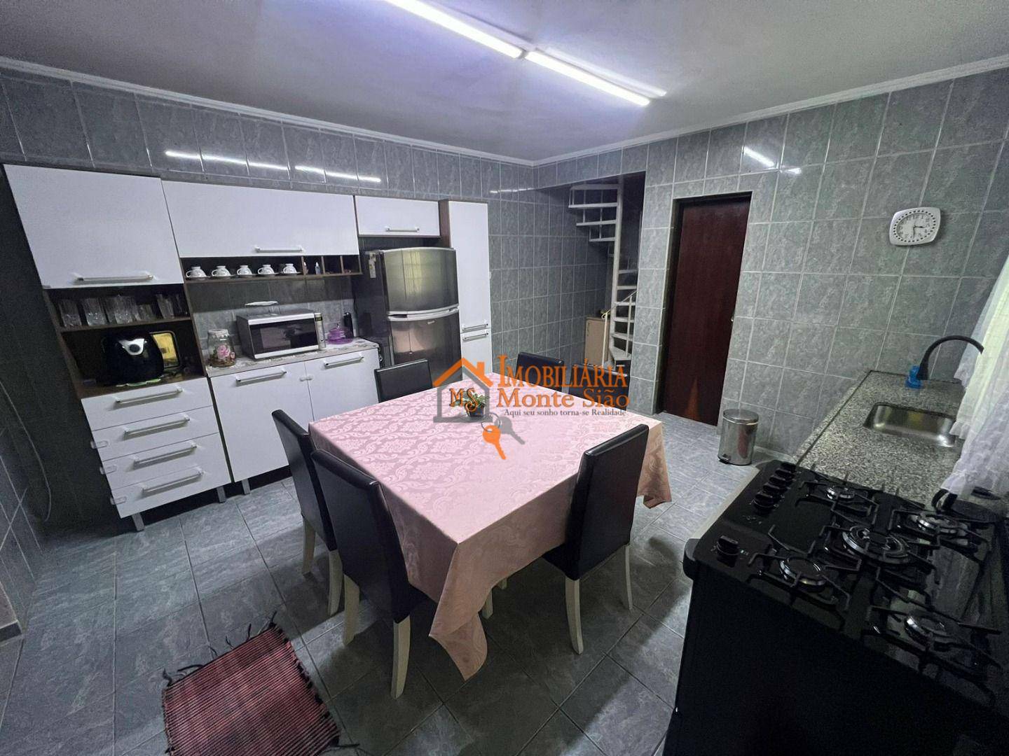 Casa à venda com 4 quartos, 240m² - Foto 48