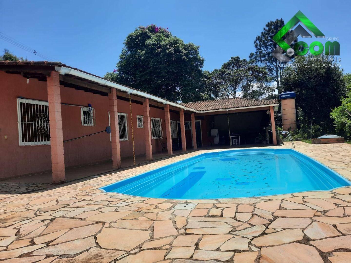 Chácara à venda com 3 quartos, 240m² - Foto 4