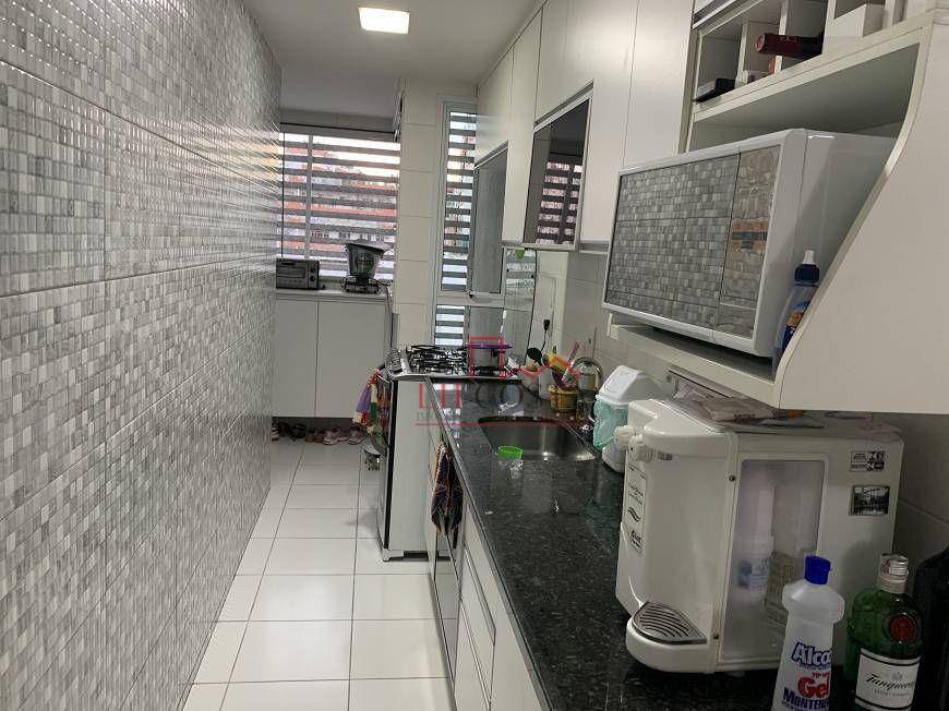 Apartamento à venda com 4 quartos, 140m² - Foto 24