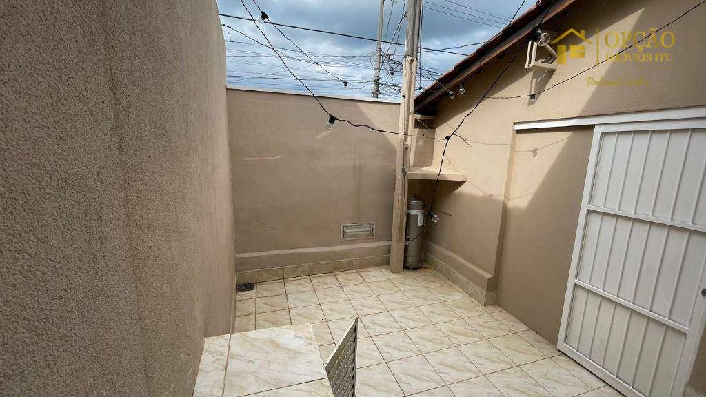 Casa para alugar com 2 quartos, 90m² - Foto 13