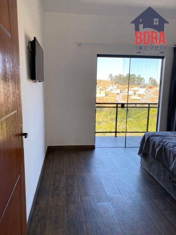 Casa à venda com 3 quartos, 131m² - Foto 12