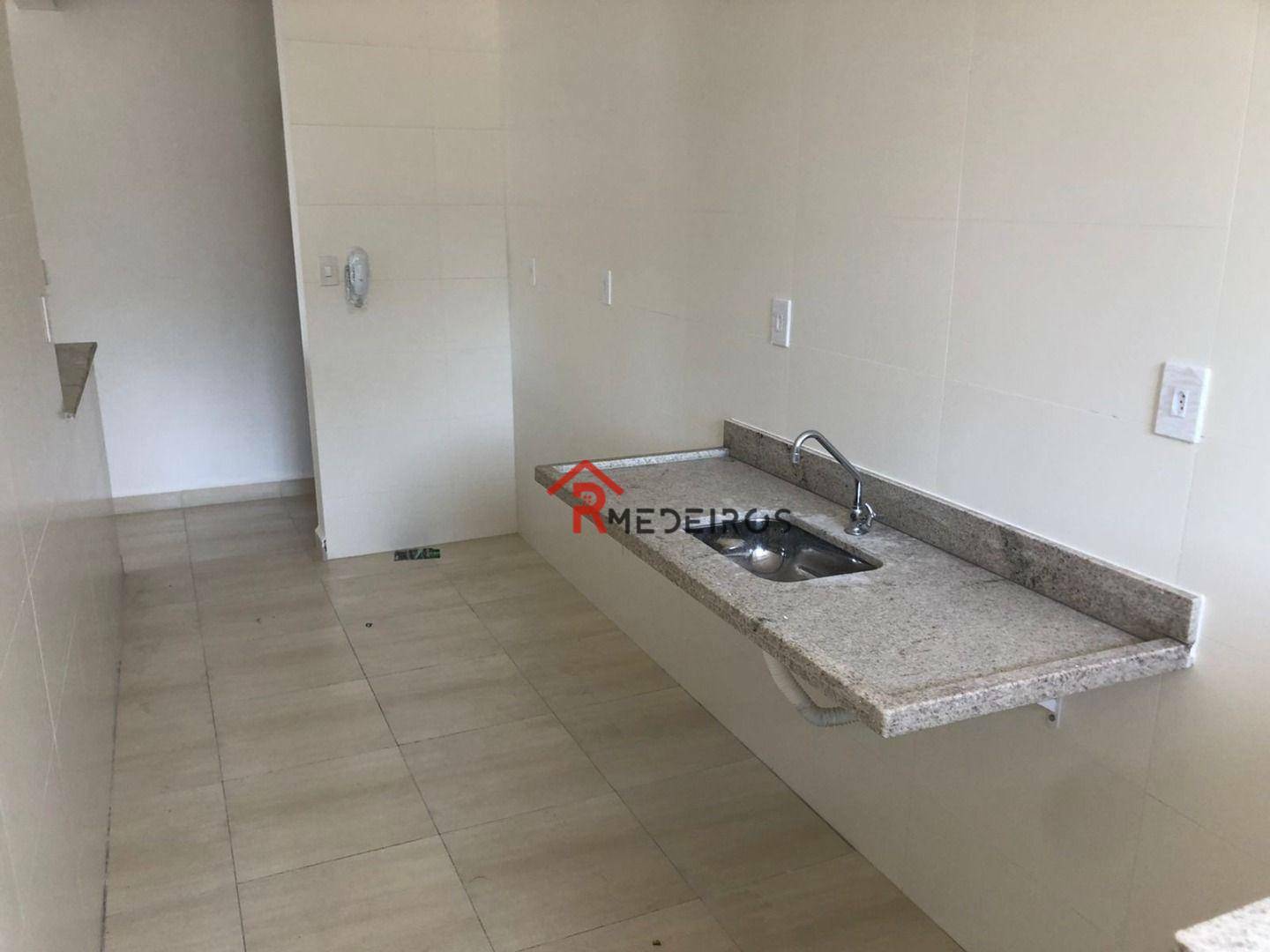 Apartamento à venda com 2 quartos, 64m² - Foto 11