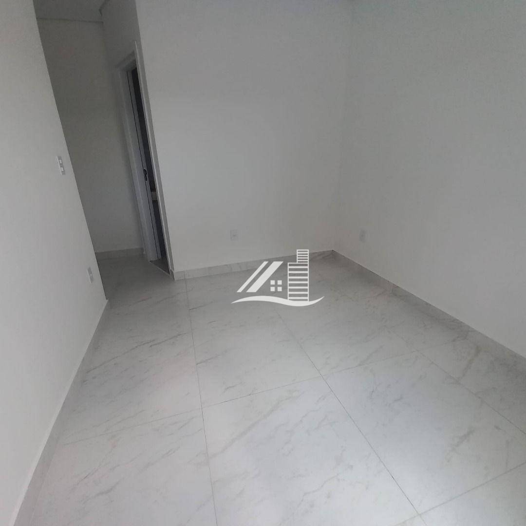 Apartamento à venda com 2 quartos, 42m² - Foto 6