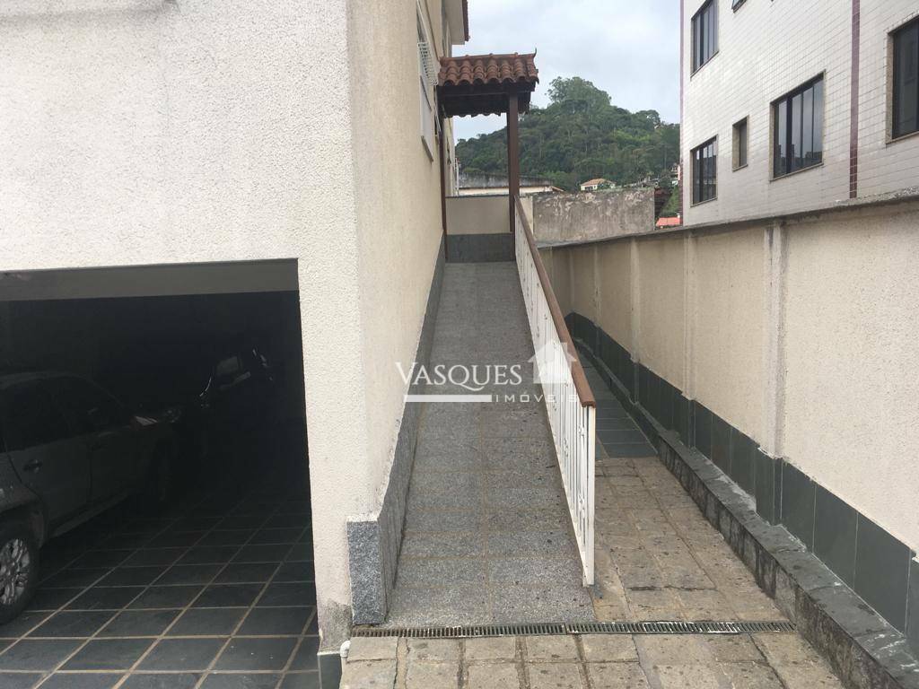 Apartamento à venda com 3 quartos, 90m² - Foto 2