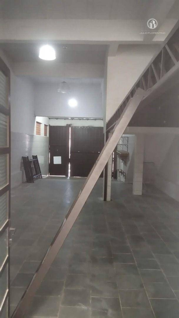 Sobrado à venda com 4 quartos, 490m² - Foto 4