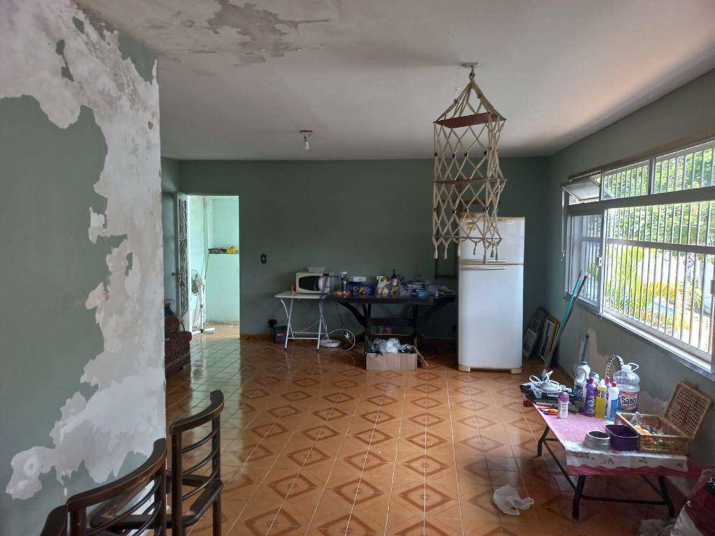 Sobrado à venda com 3 quartos, 300m² - Foto 5