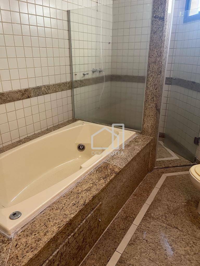 Apartamento à venda com 4 quartos, 208m² - Foto 16