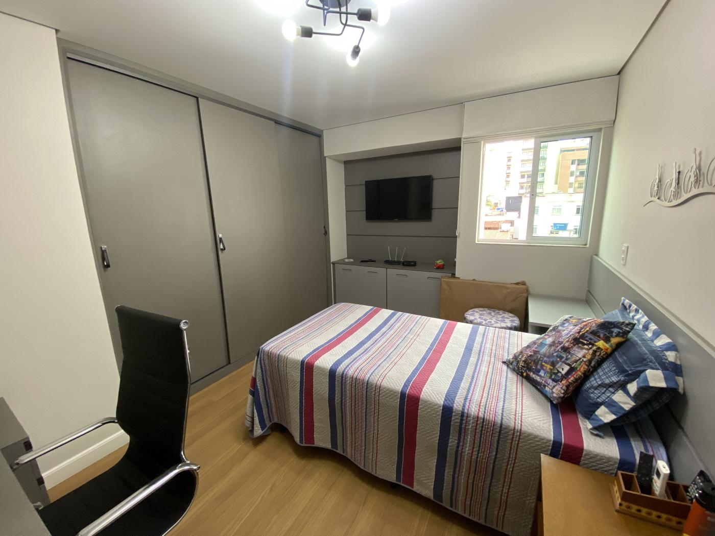 Apartamento à venda com 4 quartos, 247m² - Foto 31