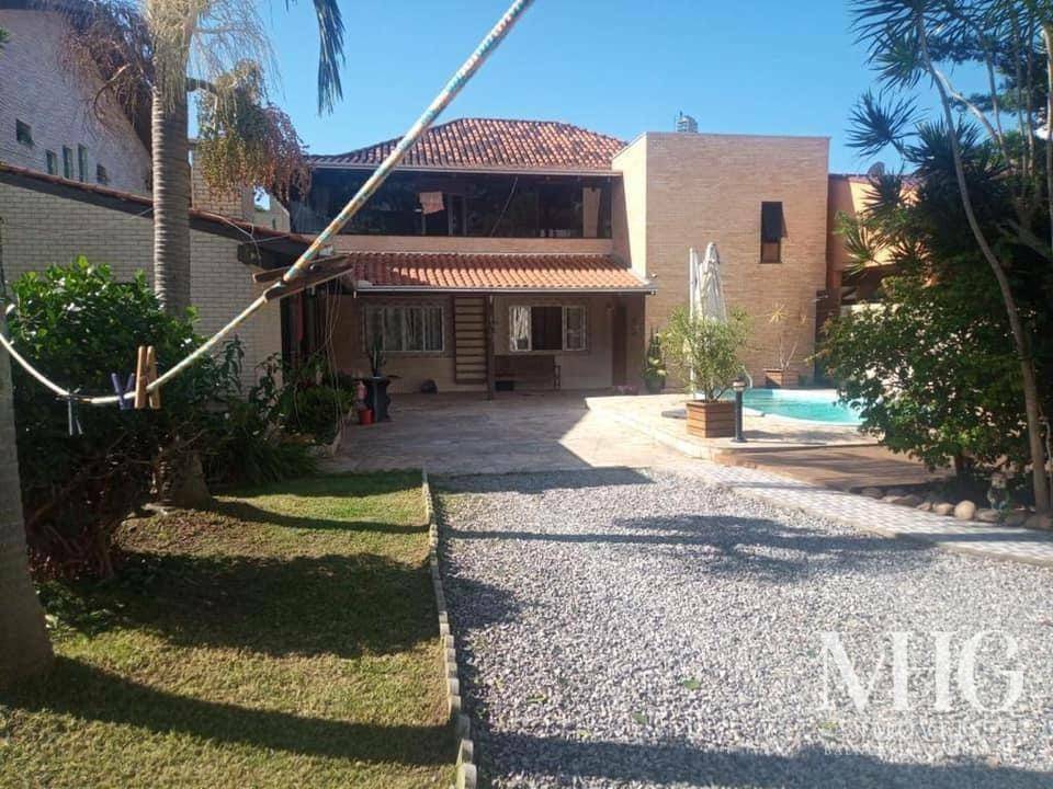 Casa, 5 quartos, 300 m² - Foto 1