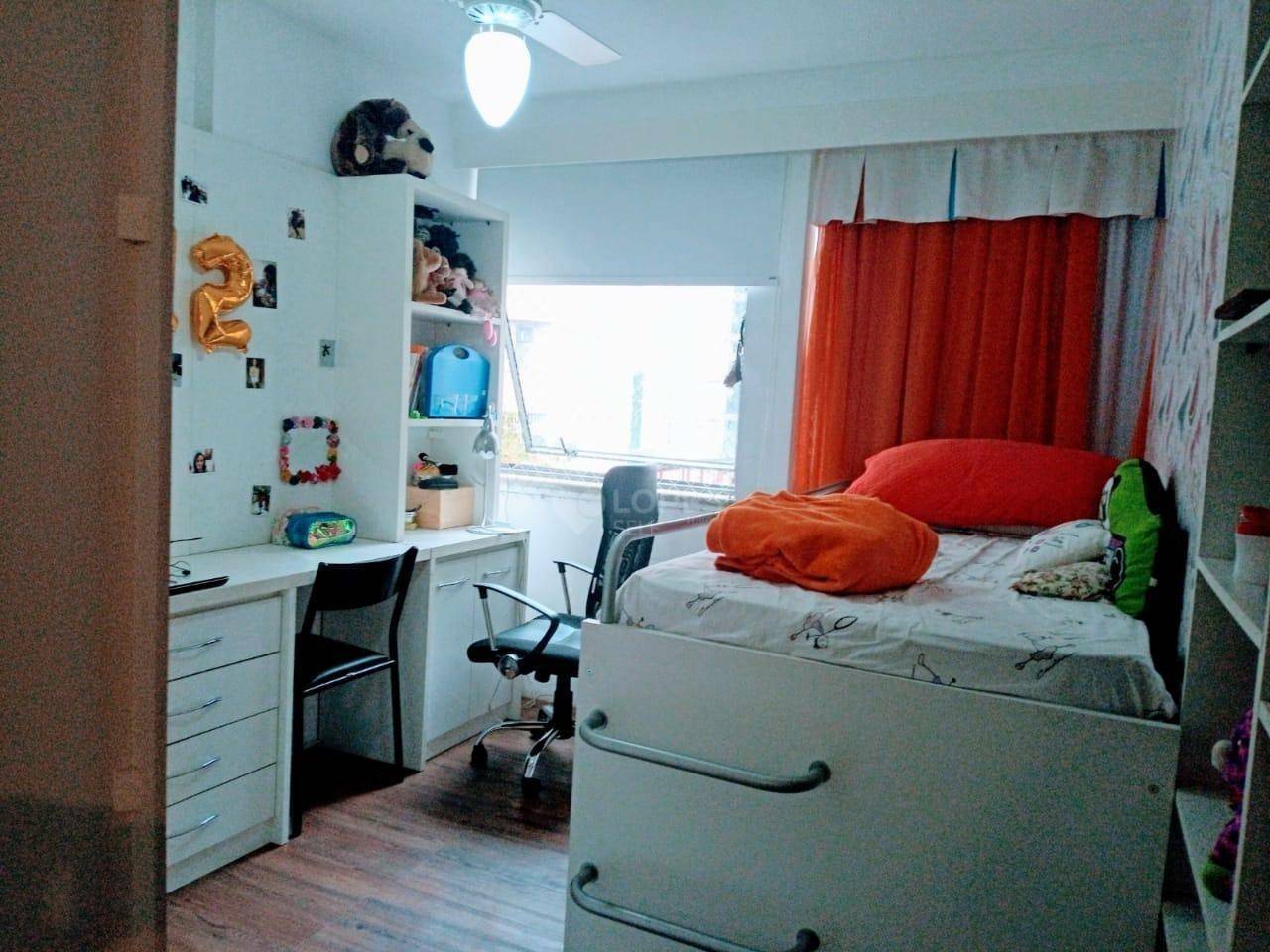 Apartamento à venda com 3 quartos, 124m² - Foto 13