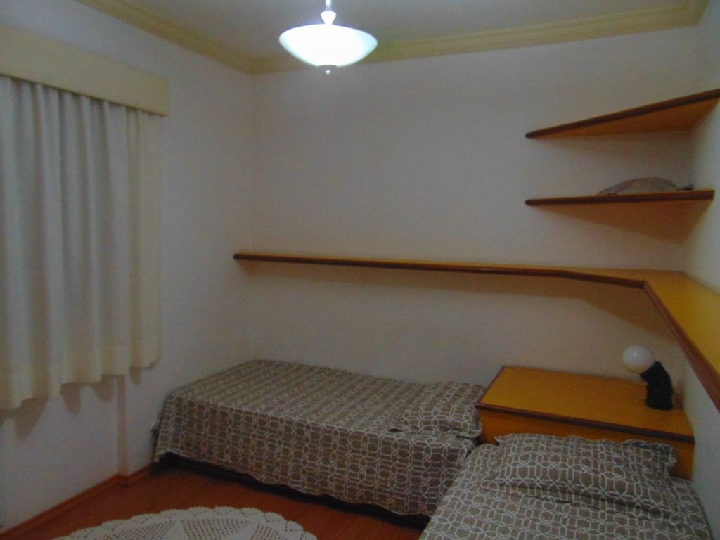 Apartamento à venda com 3 quartos, 130m² - Foto 13