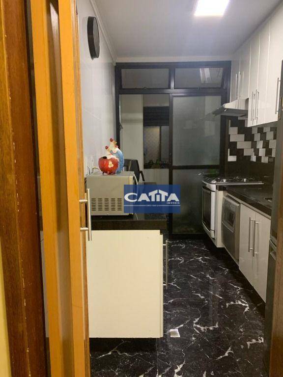 Apartamento à venda com 3 quartos, 61m² - Foto 20