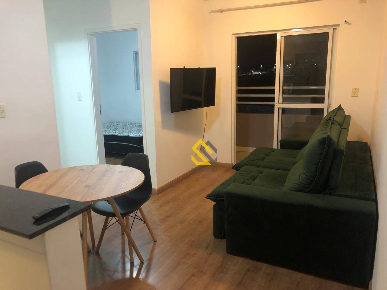 Apartamento para alugar com 2 quartos, 57m² - Foto 2