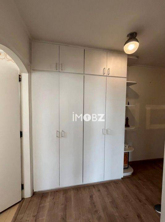 Apartamento à venda com 3 quartos, 200m² - Foto 13