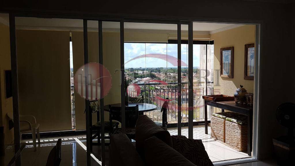 Apartamento à venda com 2 quartos, 105m² - Foto 1