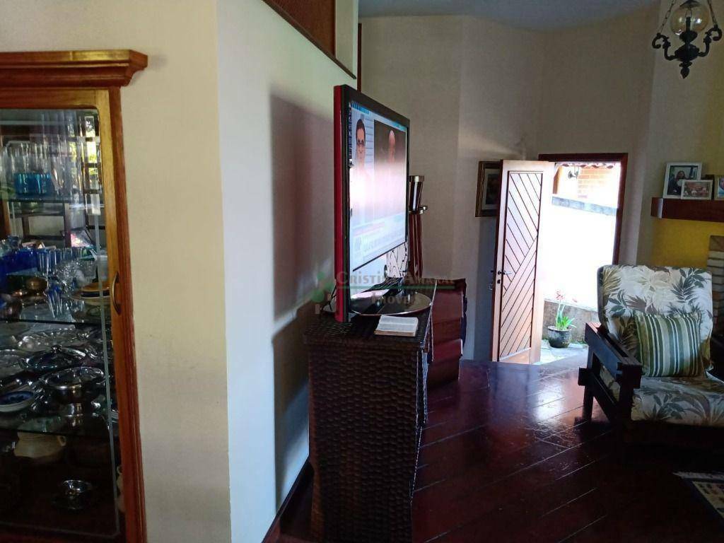 Casa de Condomínio à venda com 3 quartos, 155m² - Foto 2